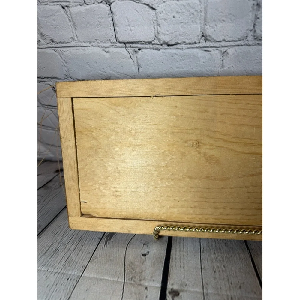 Handmade basket collector