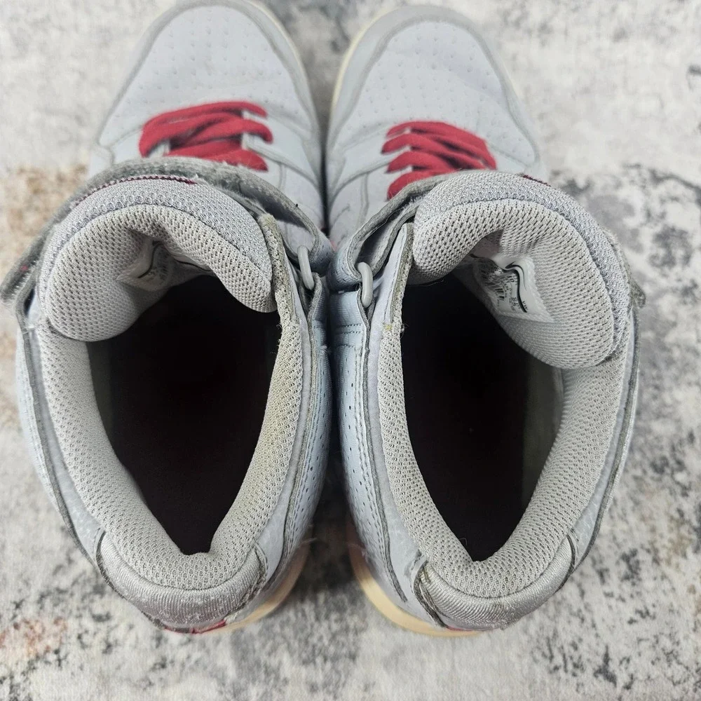 Nike good gently
