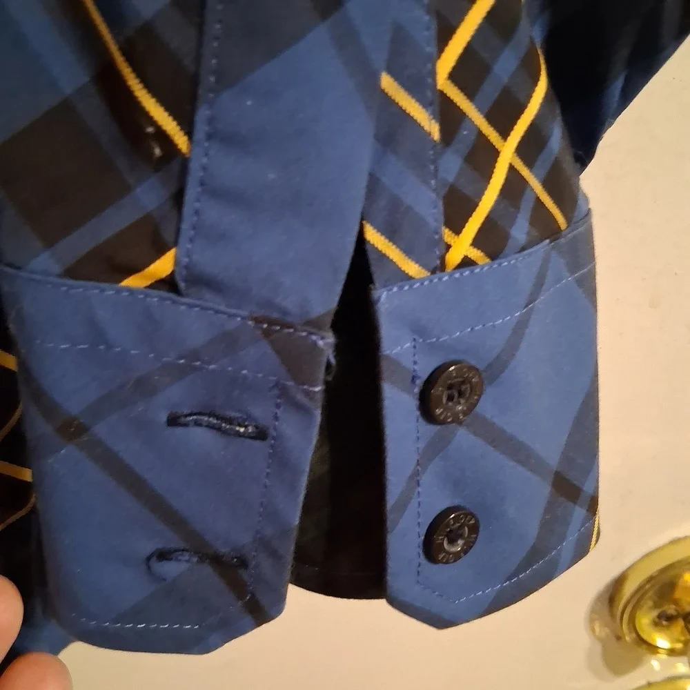Tommy Hilfiger excellent true