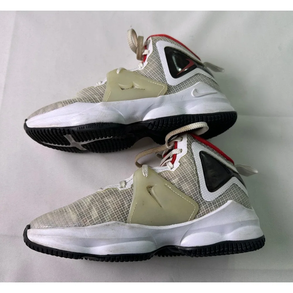 Nike LeBron 19 Sketch PS White Red Black Basketball Shoes‎ DD0421-101 Kids 1.5Y