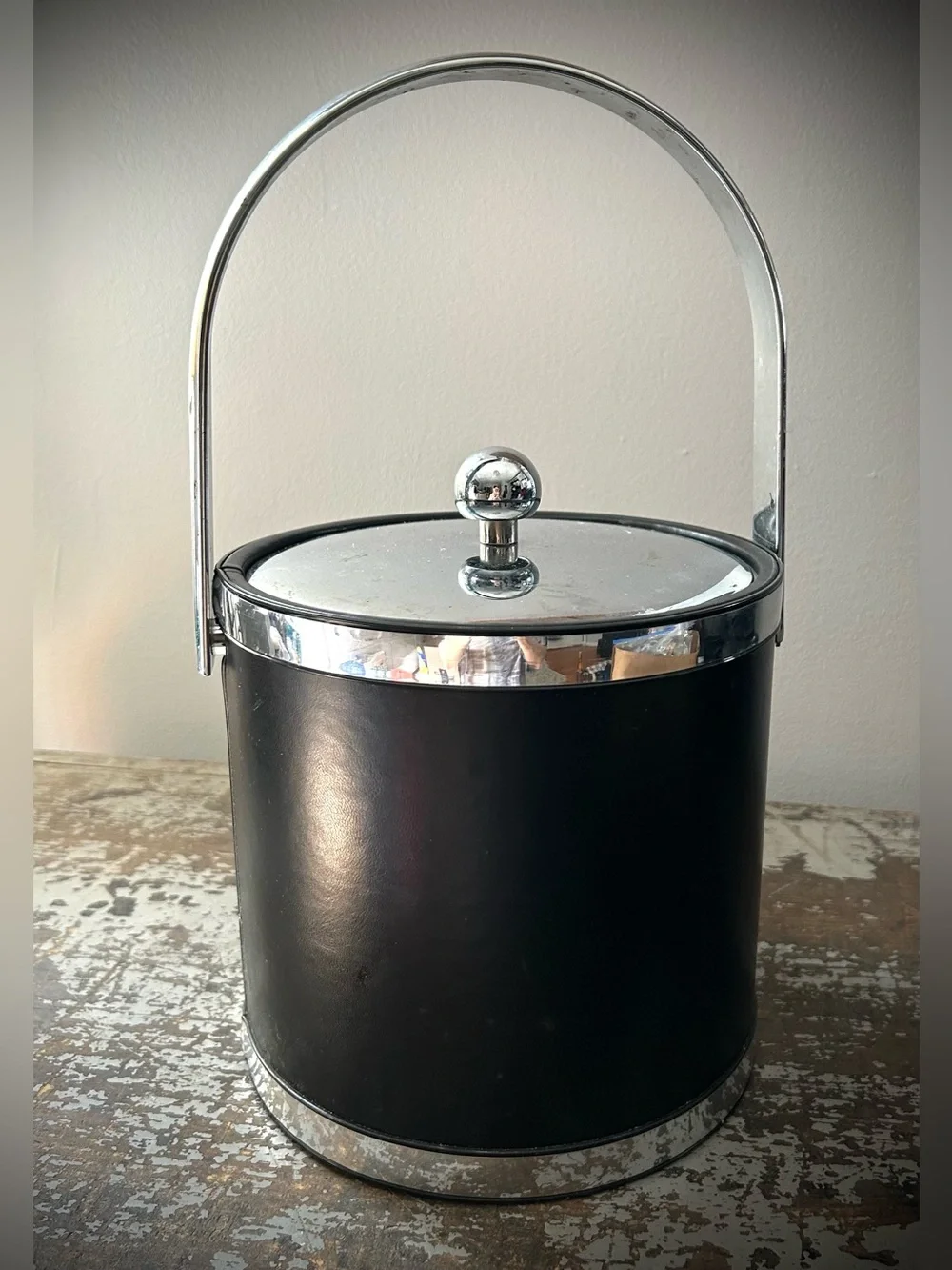 Classic Black Ice Bucket with Chrome Handle and Lid