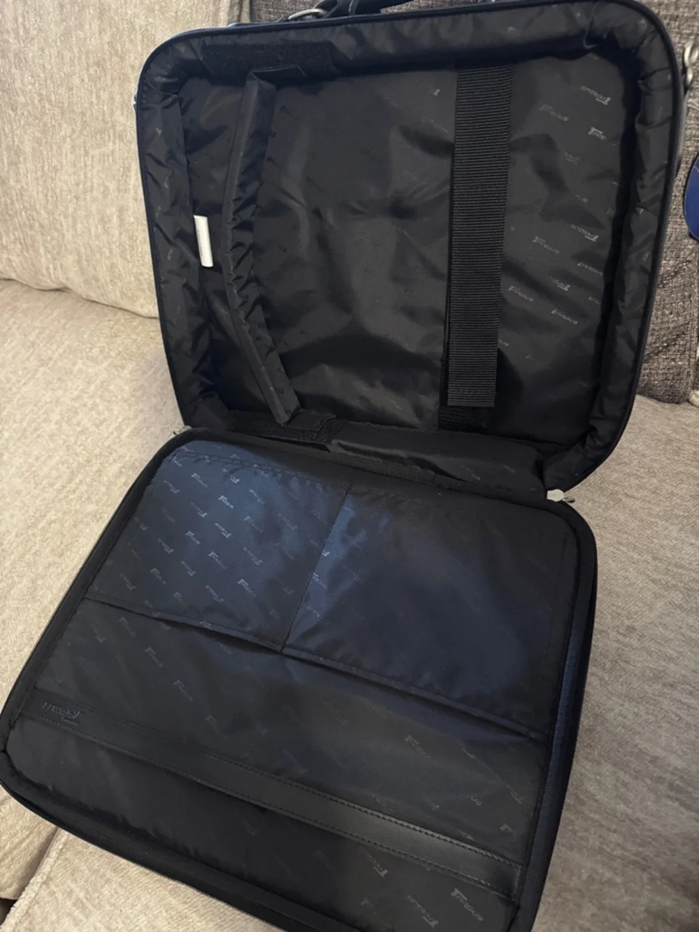 Targus sleek black