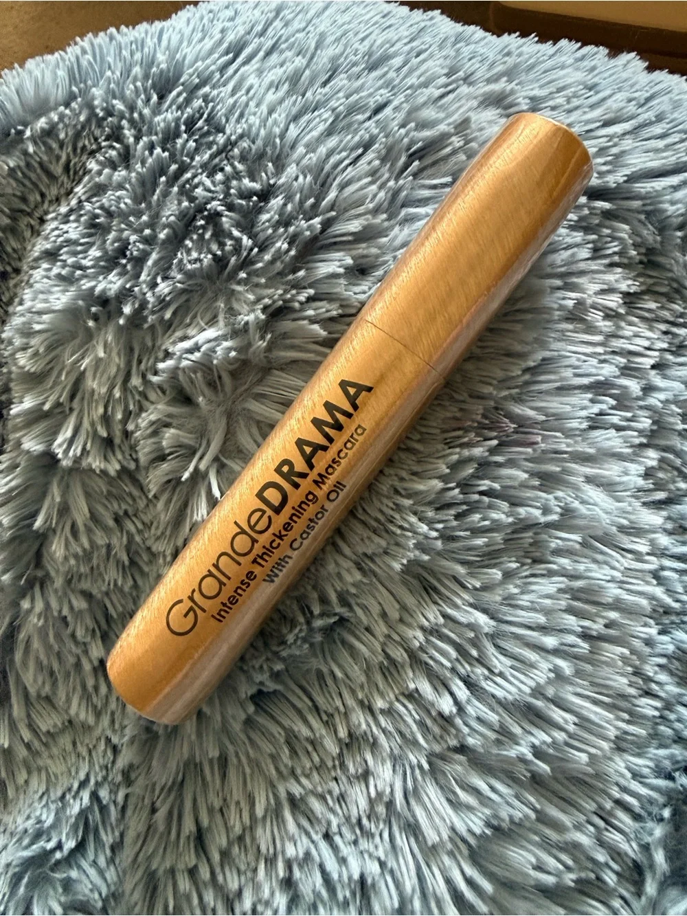 grande cosmetics plastic finish provides