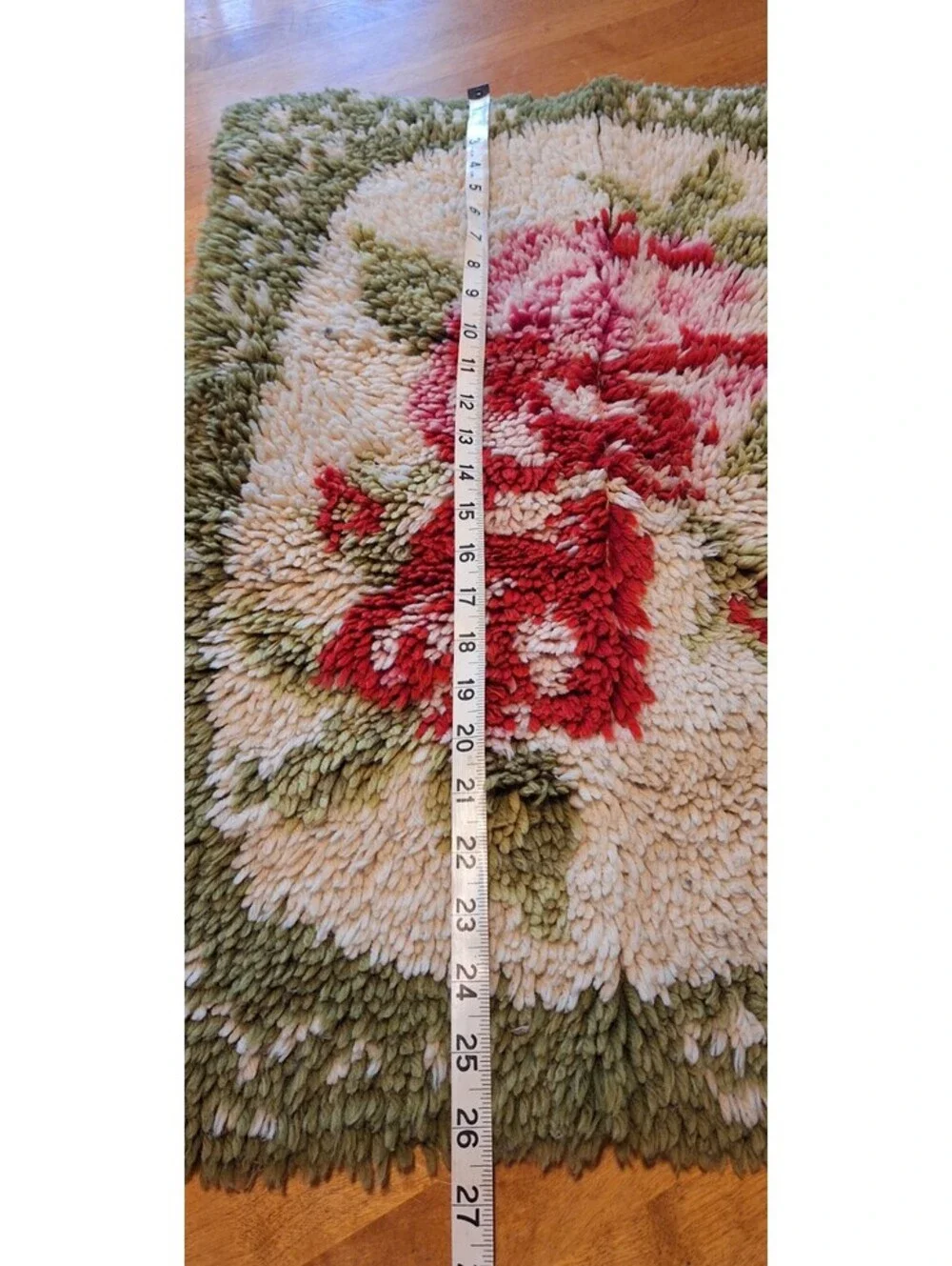 VTG Latch Hook Floral Framed Green Border Rug Granny Cottage Core 19