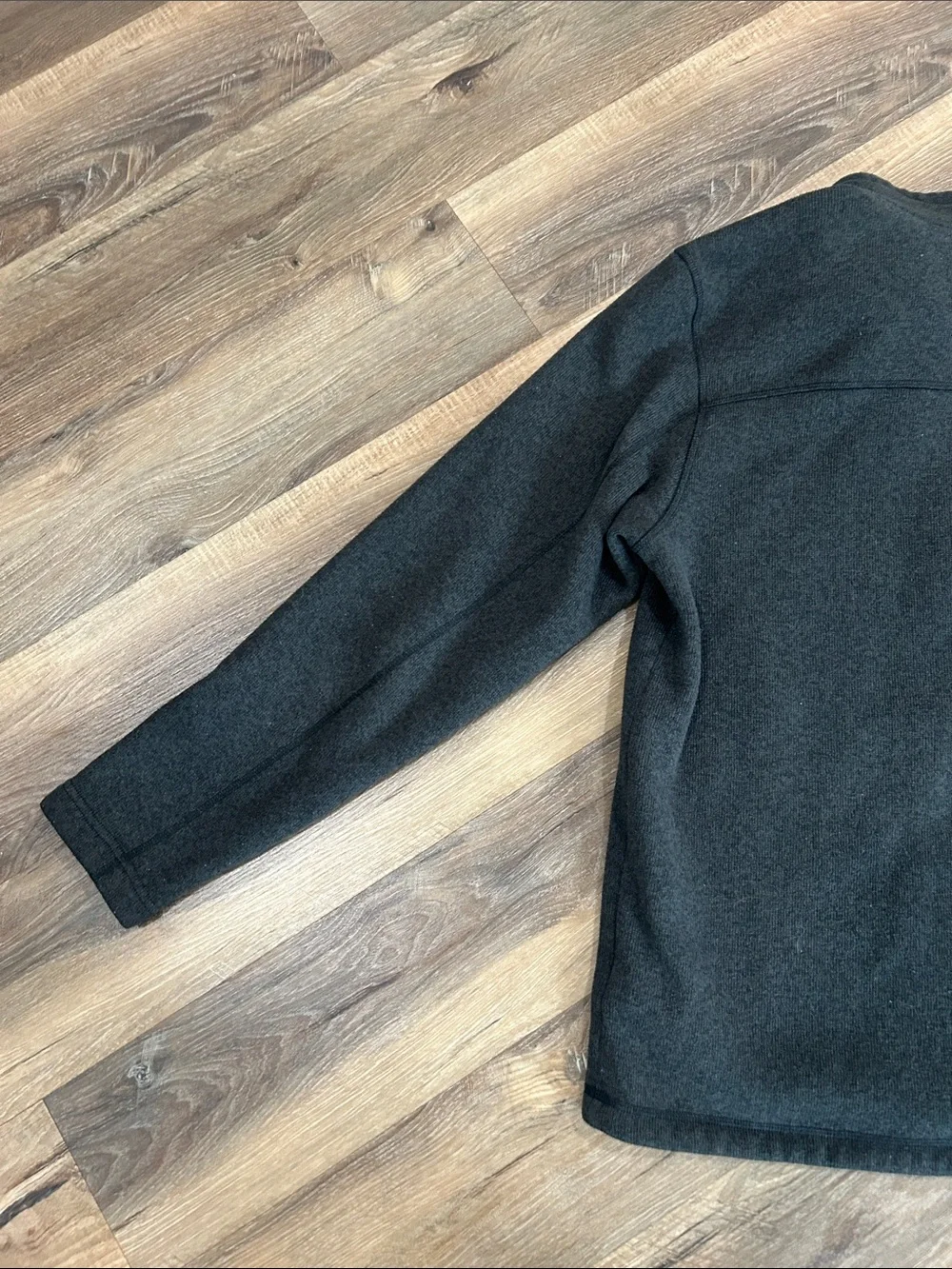 The North Face Mens Quarter Zip Fleece Pullover size large dark gray/black