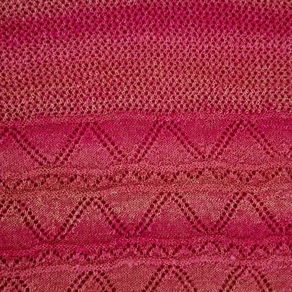 Chico's Bright Pink Lightweight Knit Short Sleeved Round Neckline Top