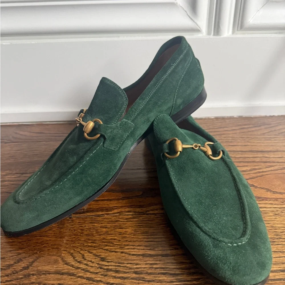 $1,090 Gucci Green Suede Loafers men’s 9