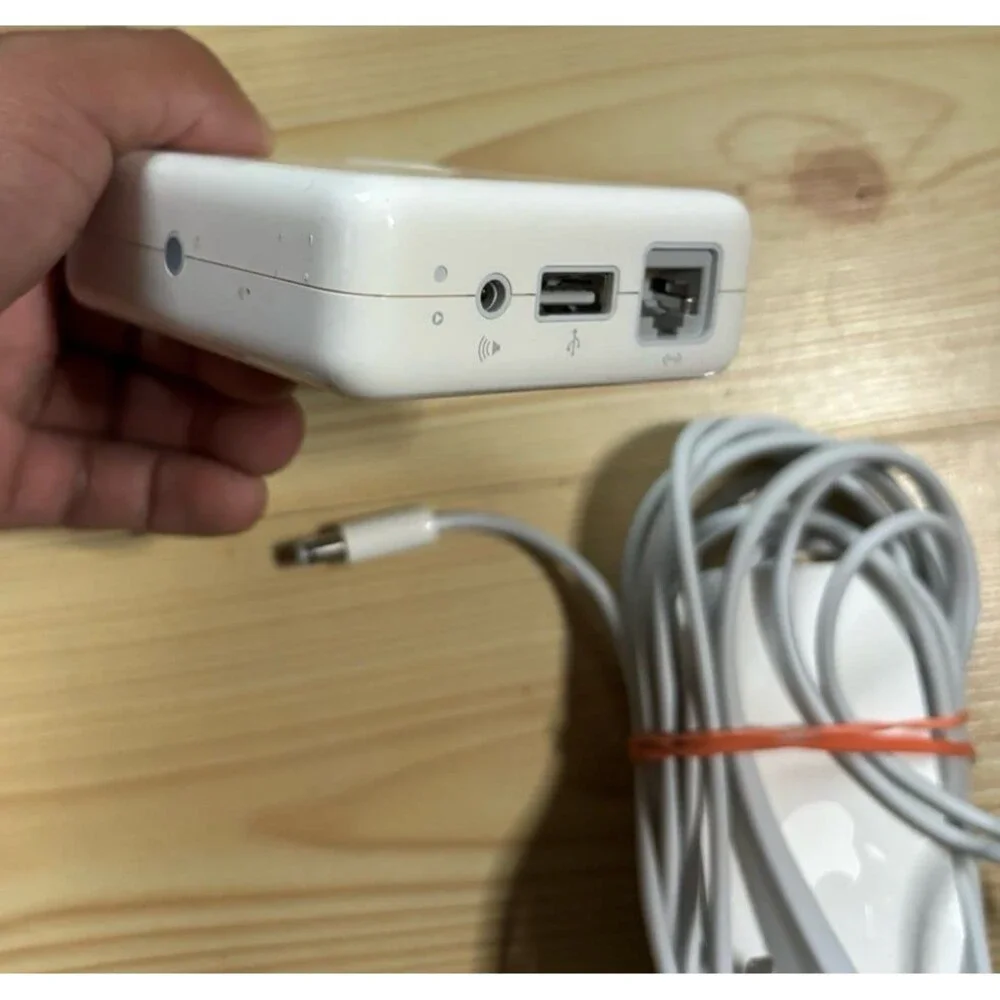 Apple AirPort Extreme Base Station A1301 300Mbps WiFi Router Gigabit Ethernet