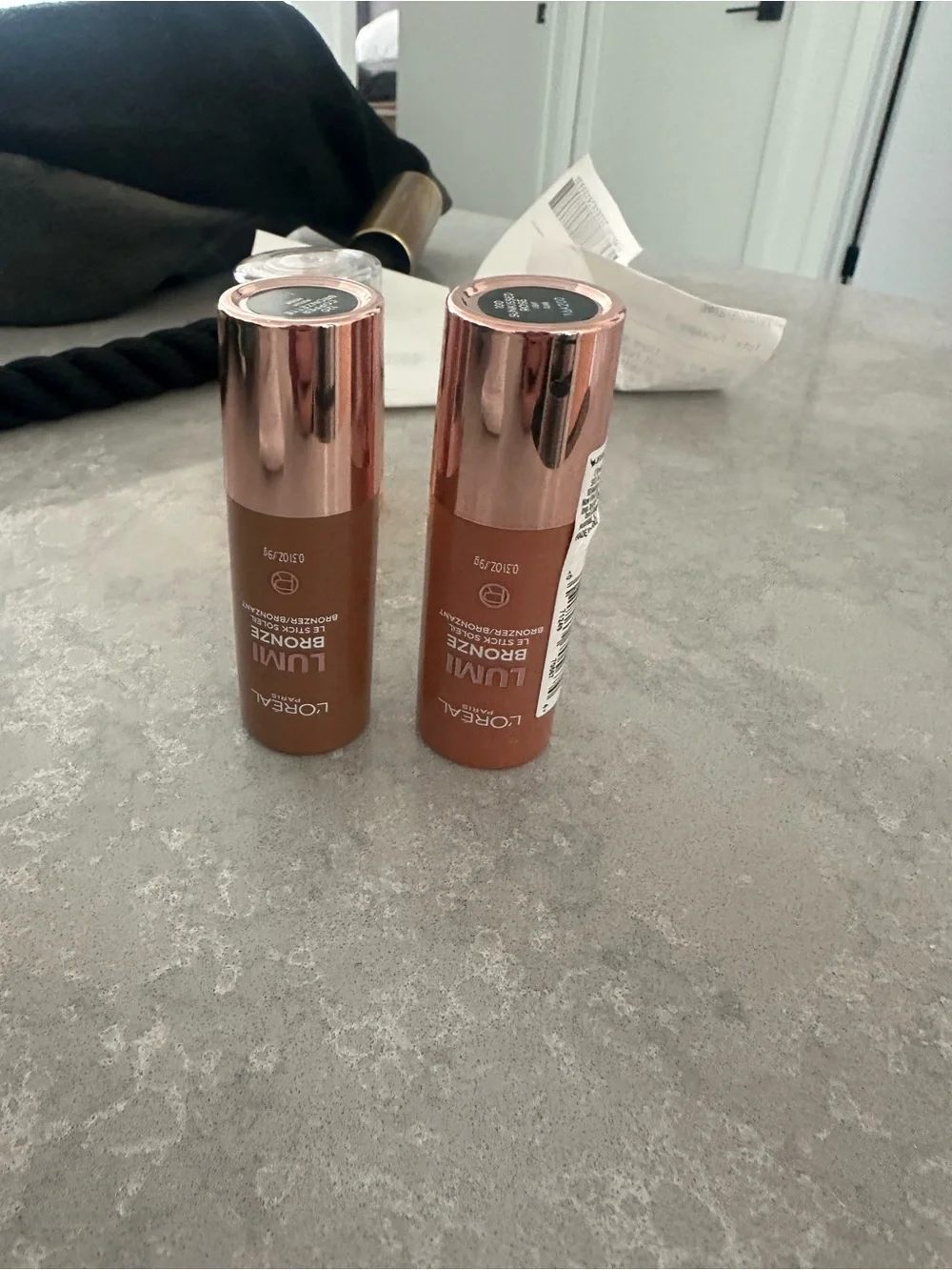 L'Oreal Lumi Bronze Stick - Bronze & Rose Gold Caps