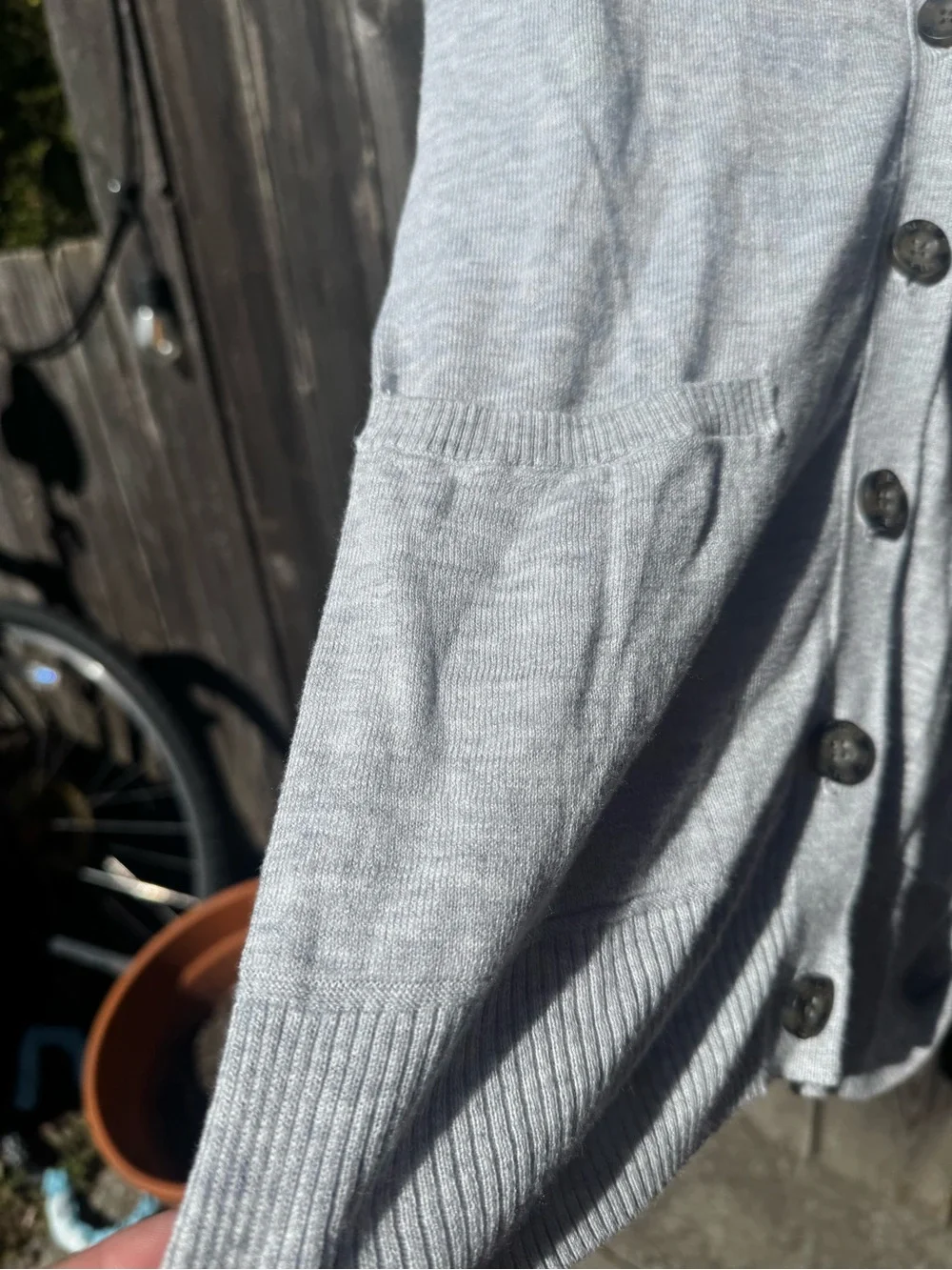 Hollister long button