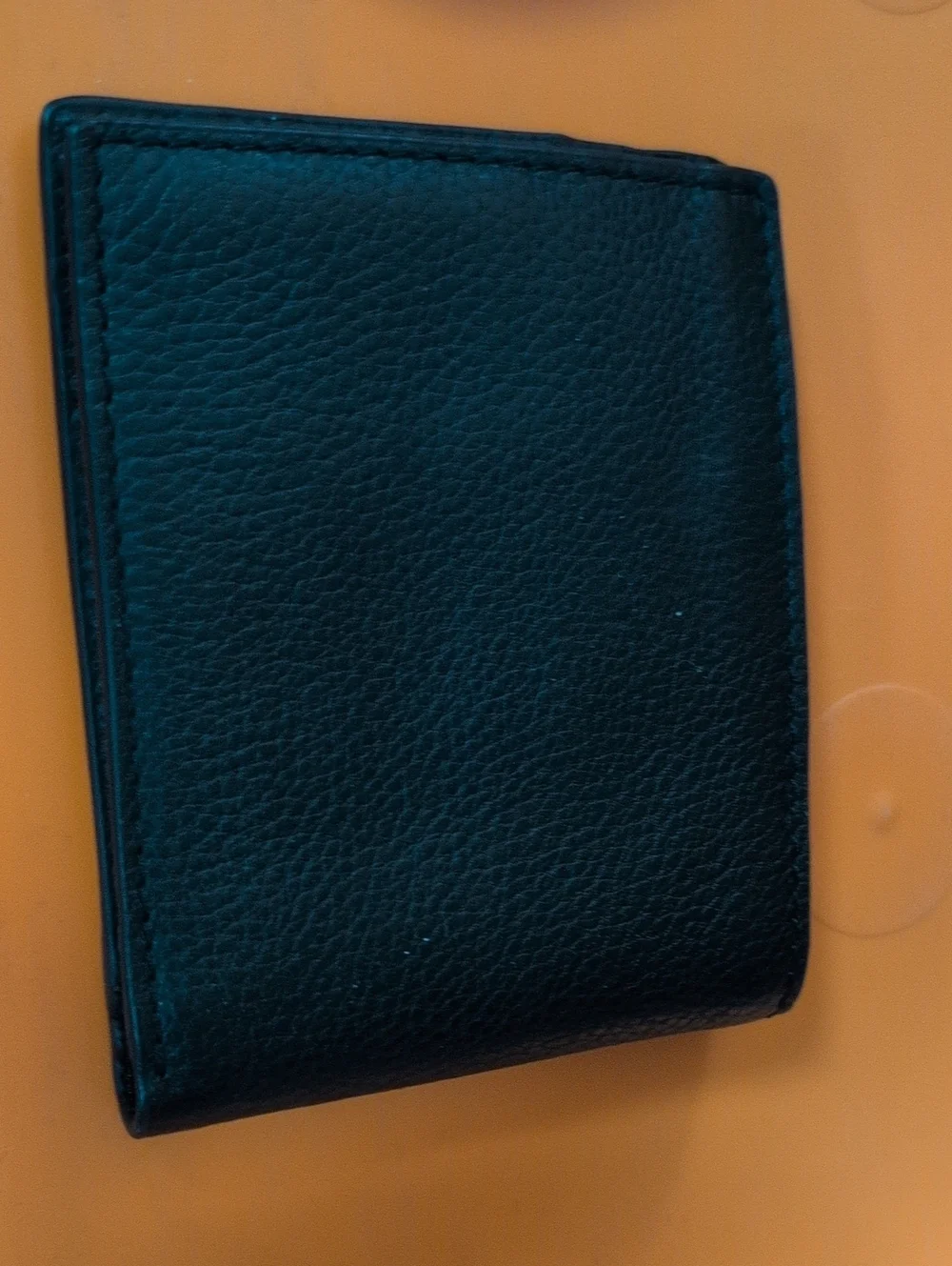 Fossil compact wallet