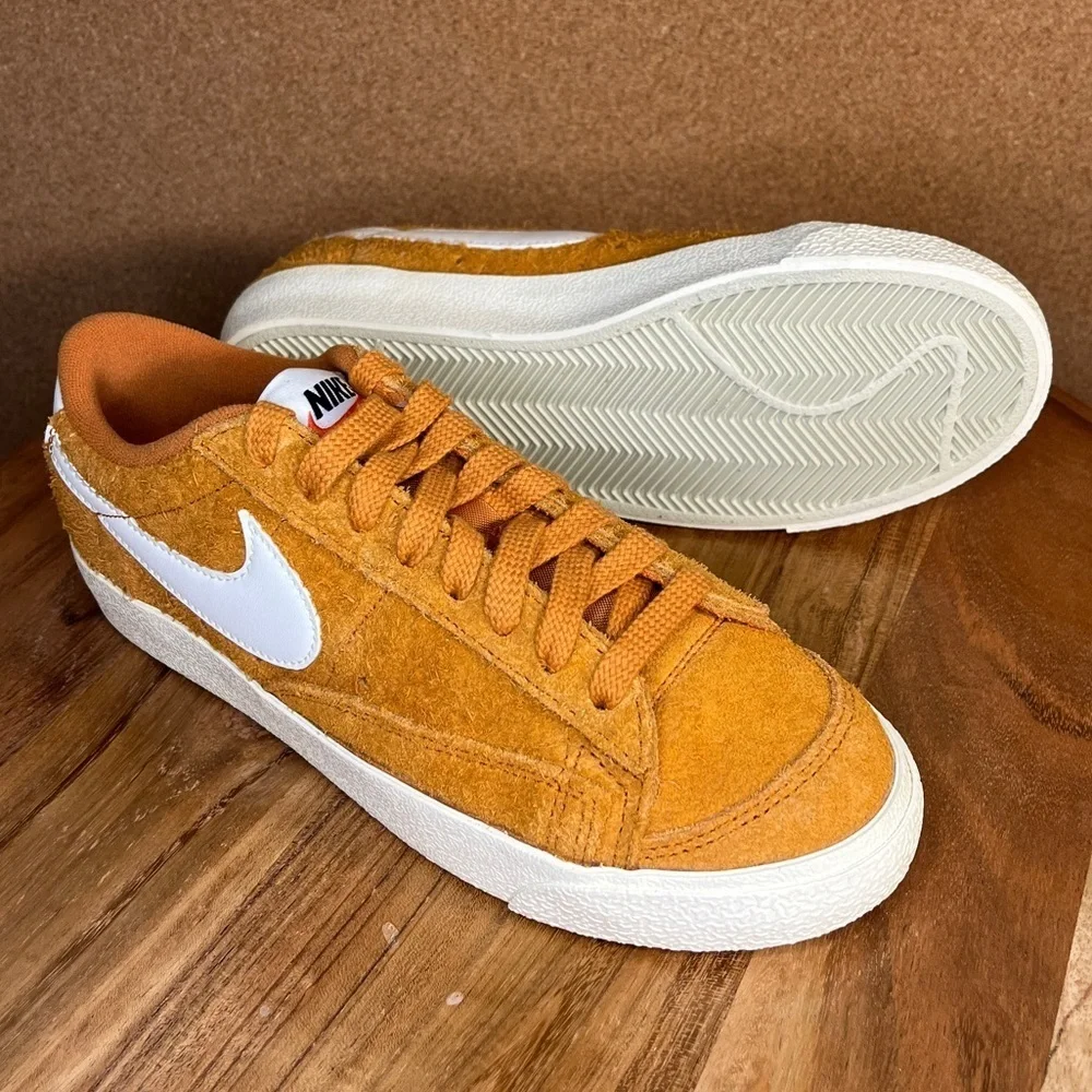 Nike Blazer NWOT