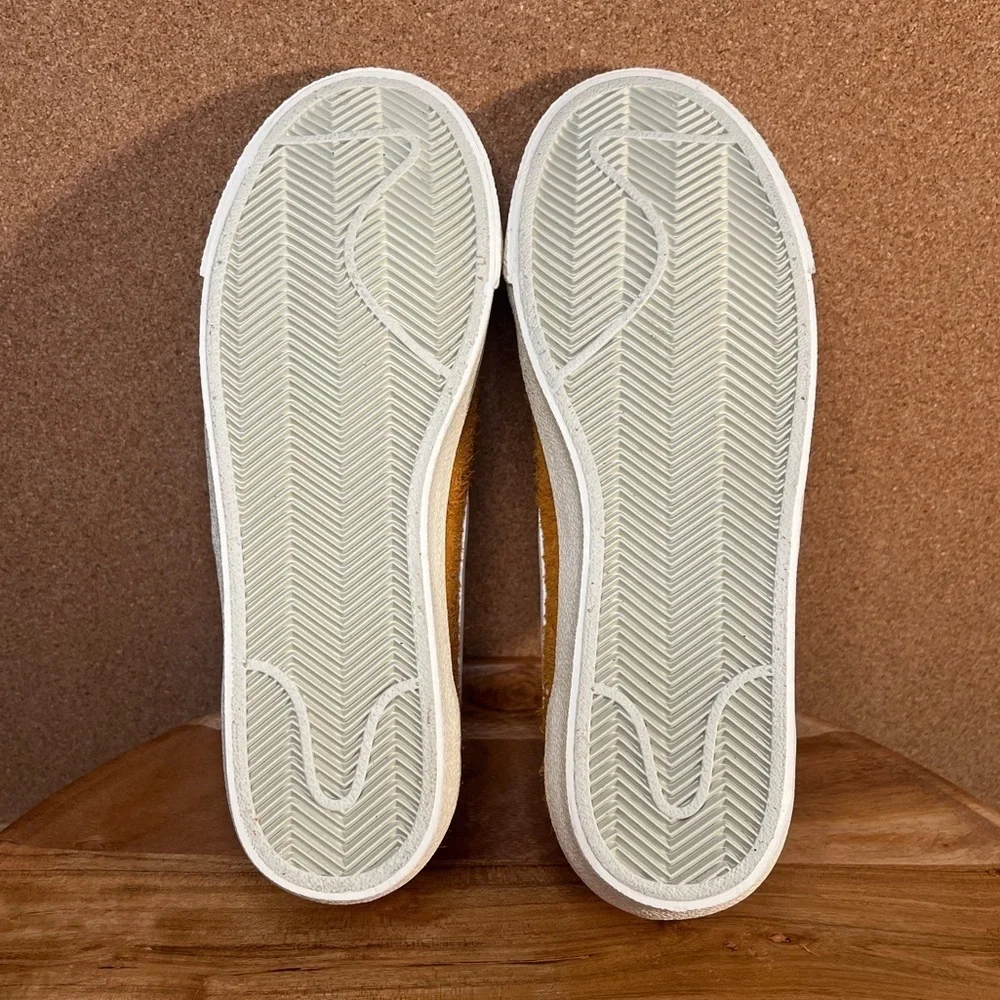Nike nwot %100