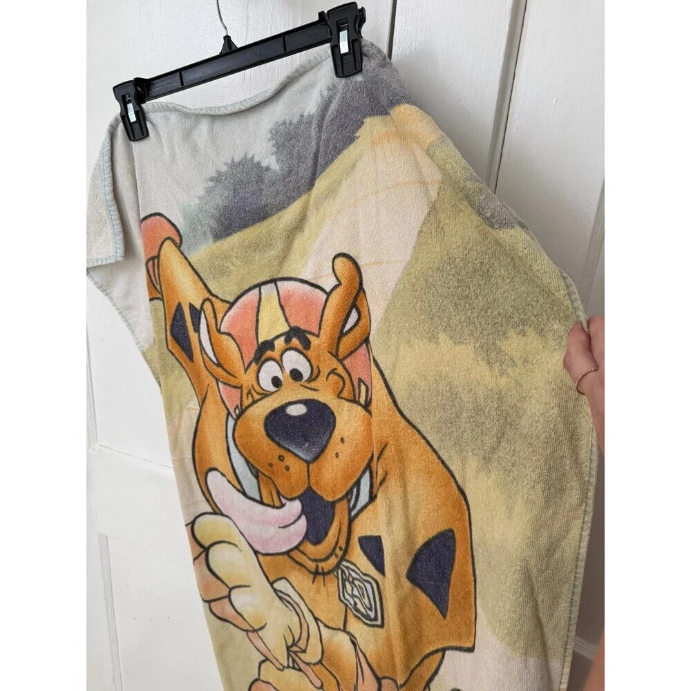 Vintage Scooby doo towel