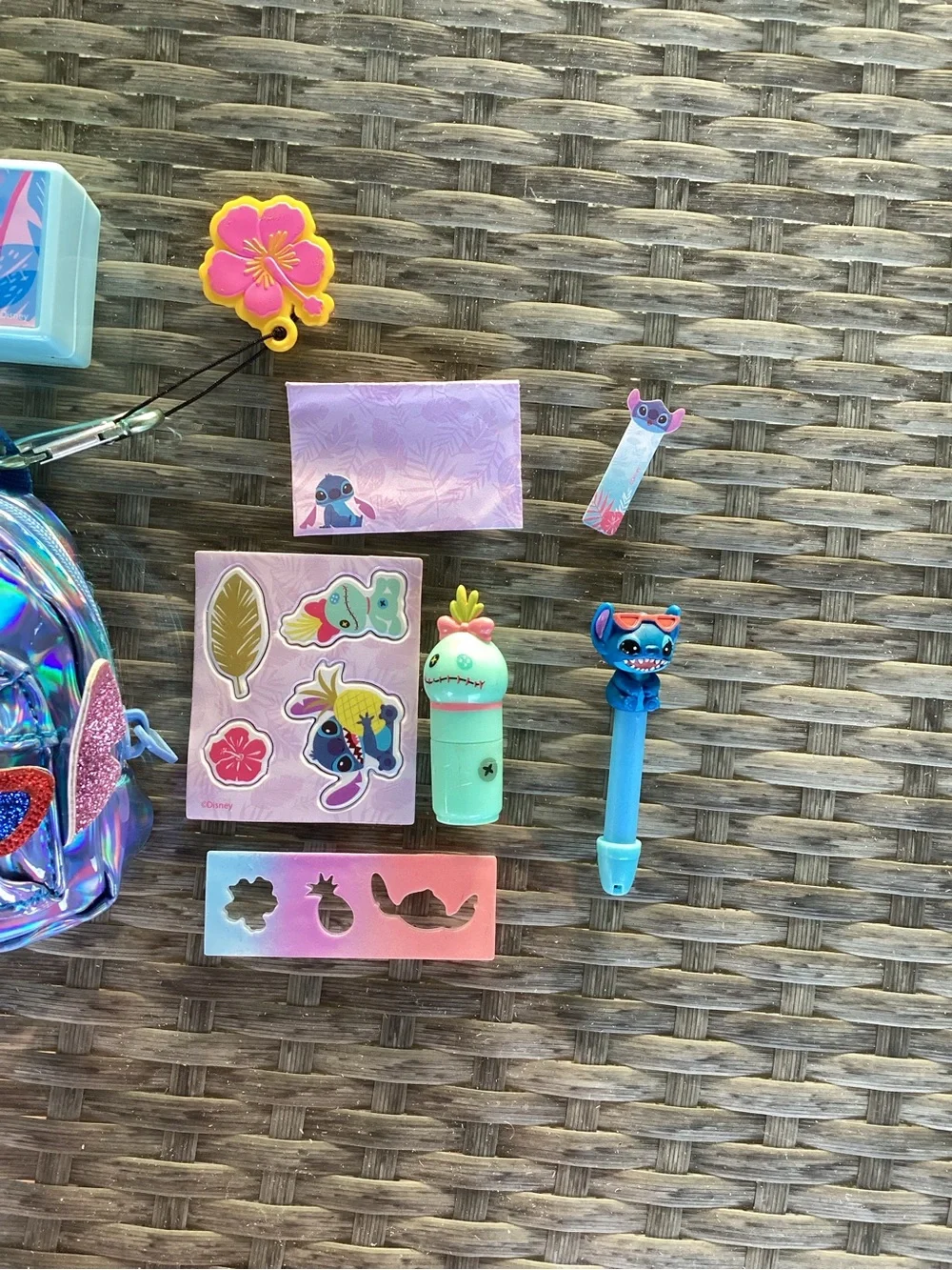 Disney Moose Toys real littles