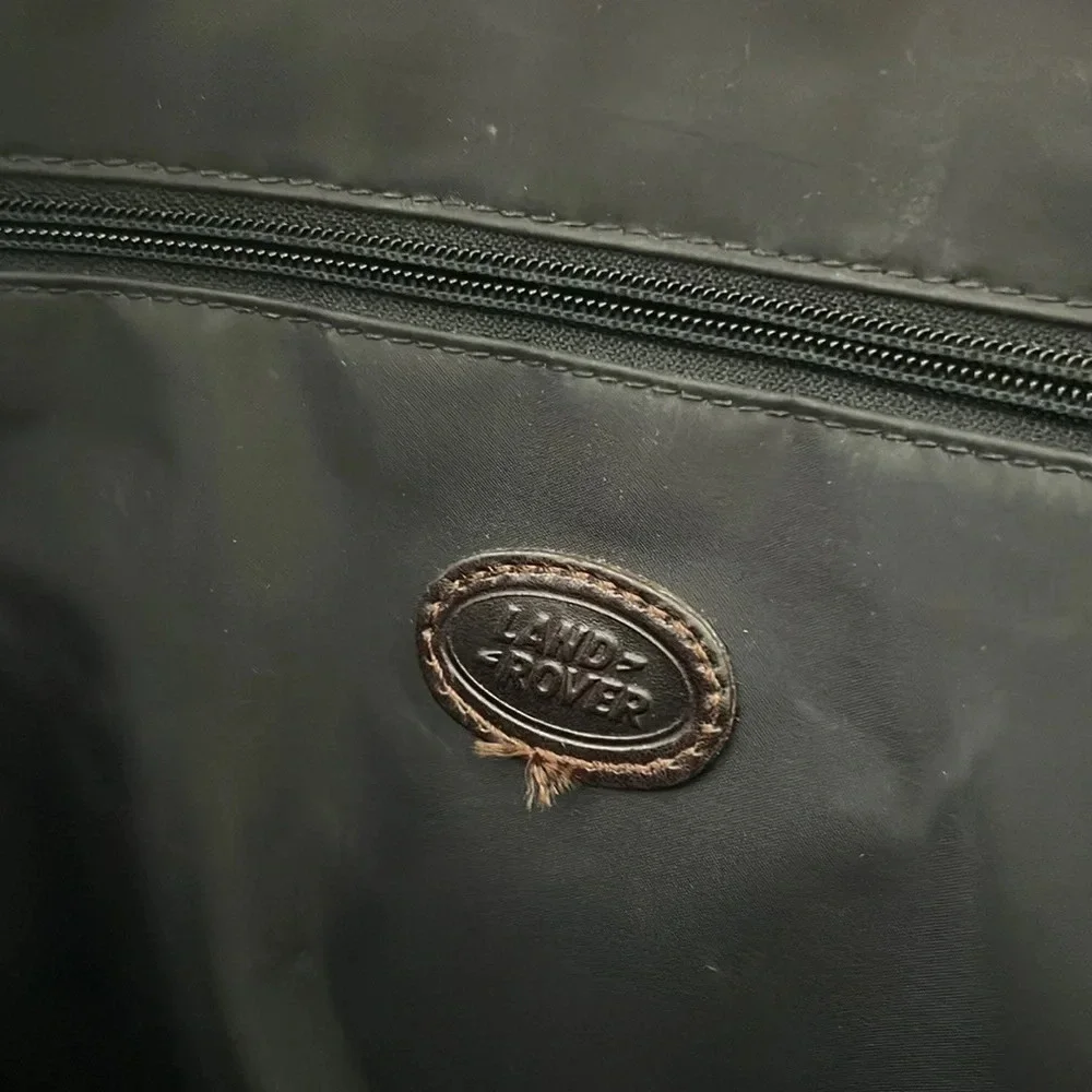 Land Rover small shoulder