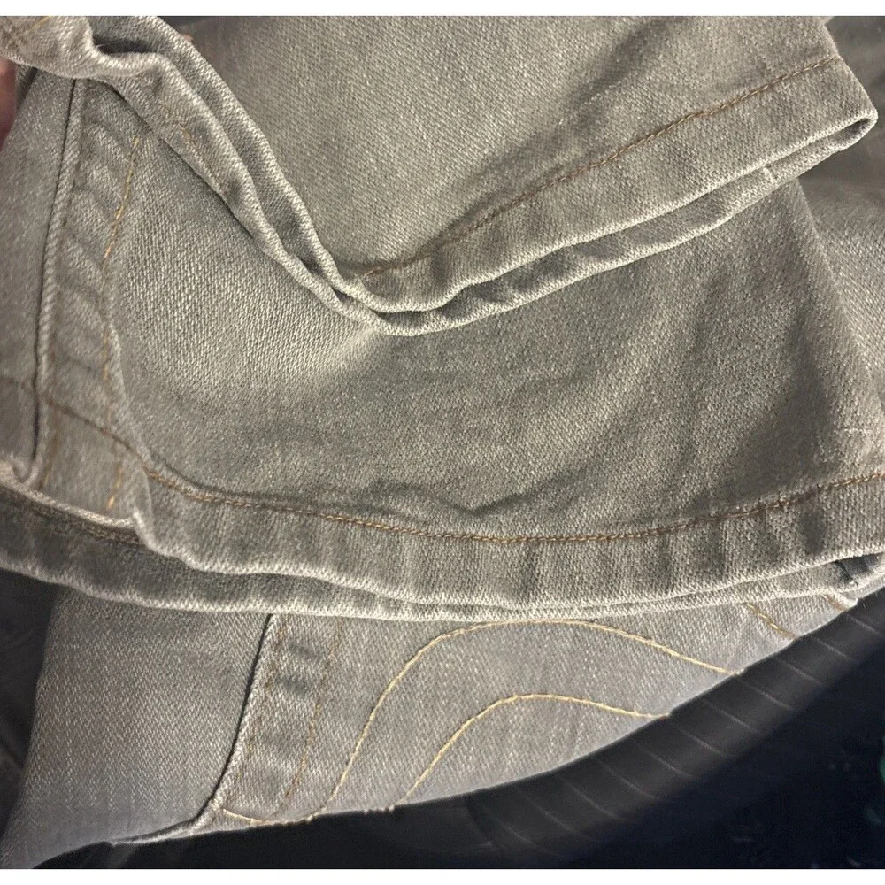 True Religion 34 world