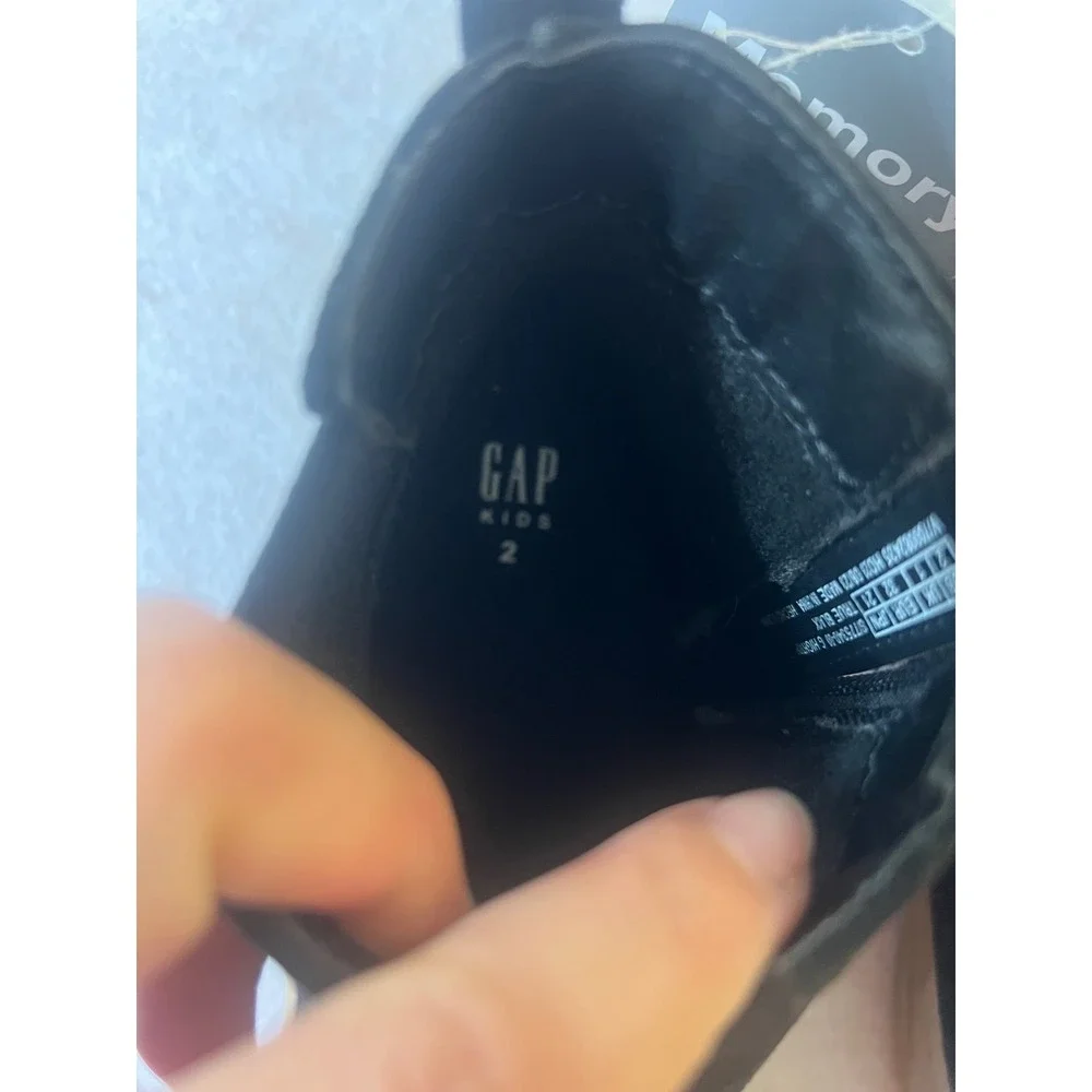 Gap Kids Black Chelsea Boots Memory Foam Gum Sole Side Zip New Size 2