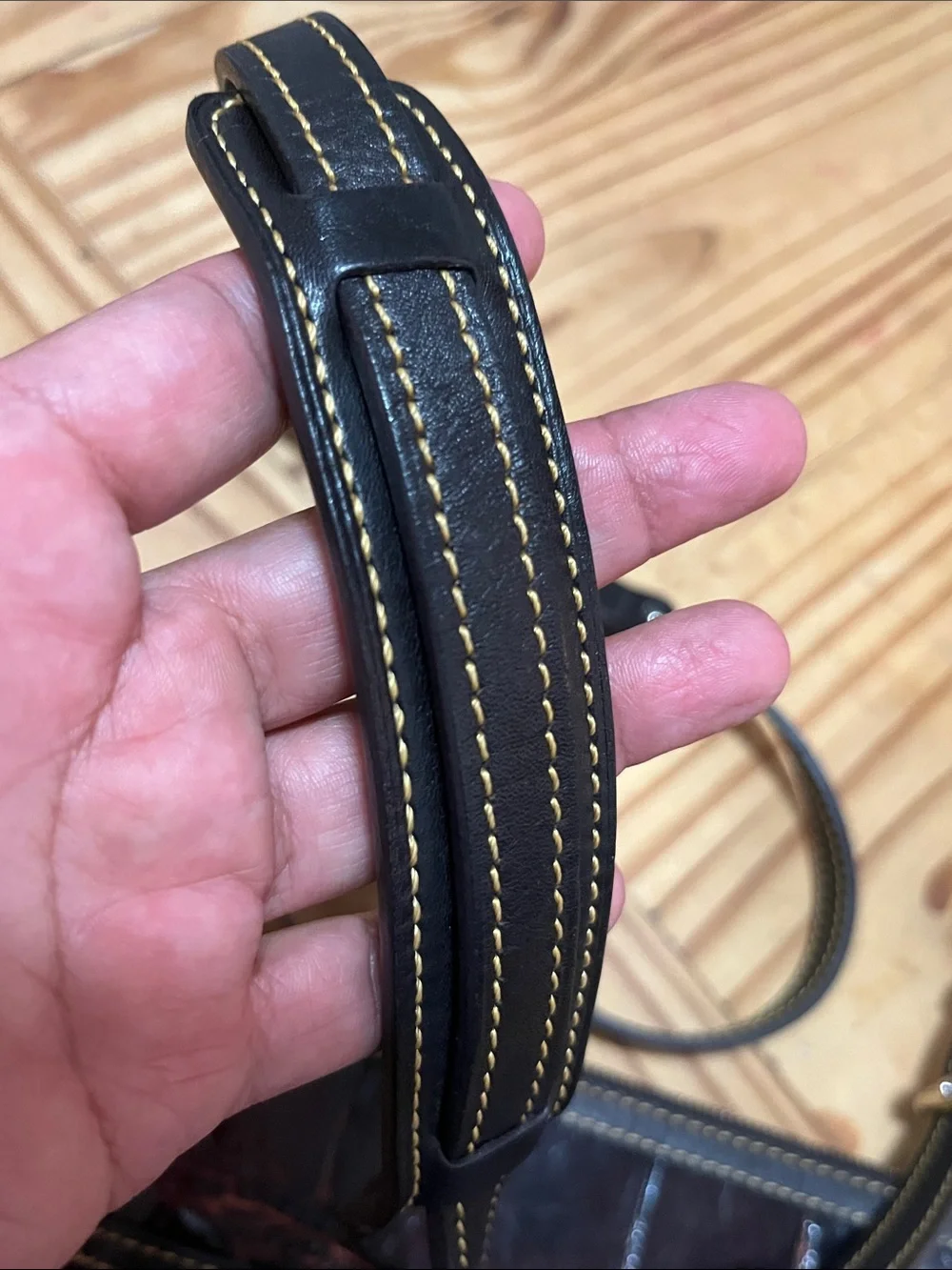 Dooney & Bourke excellent croc