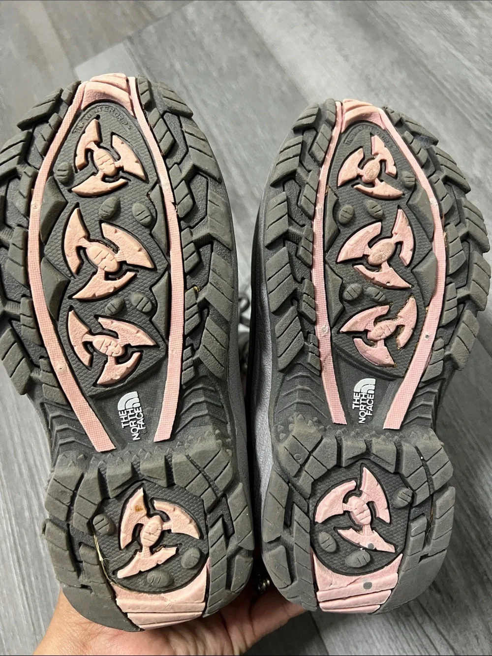 The NorthFace heatshield optimal technology  200  insulation snow boots/ size 1