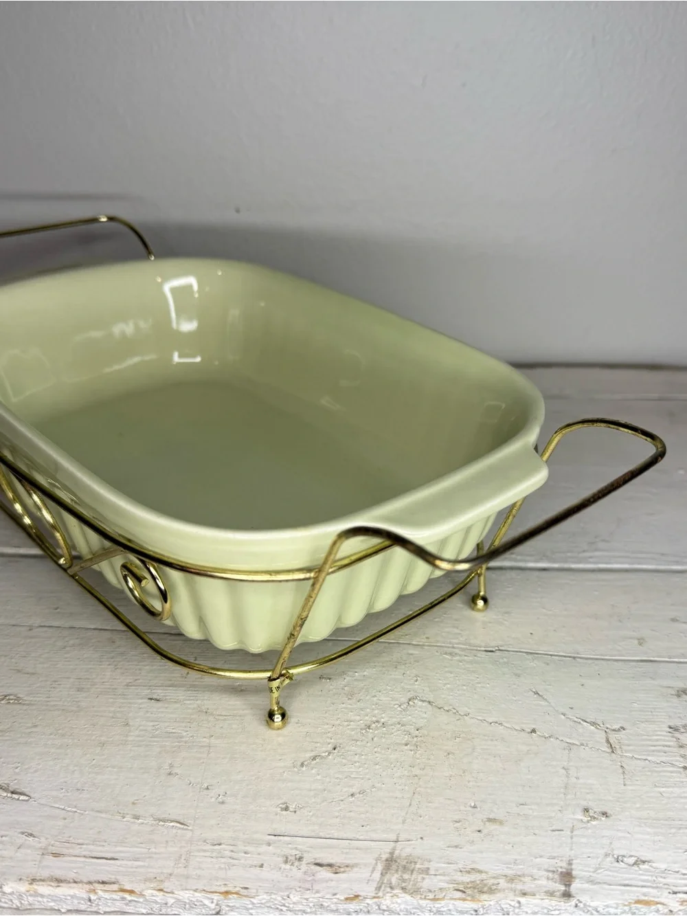 VTG Pfaltzgraff FTDA 1983 Pale Green 32 Oz. Casserole Dish W/ Wire Rack Holder
