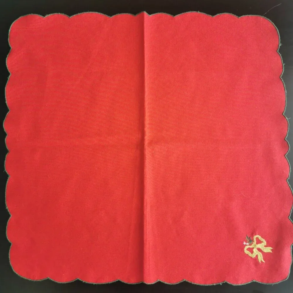 Napkin Red Vintage‎ Embroidered Christmas Green Scalloped Edge Gold Bow COTTON