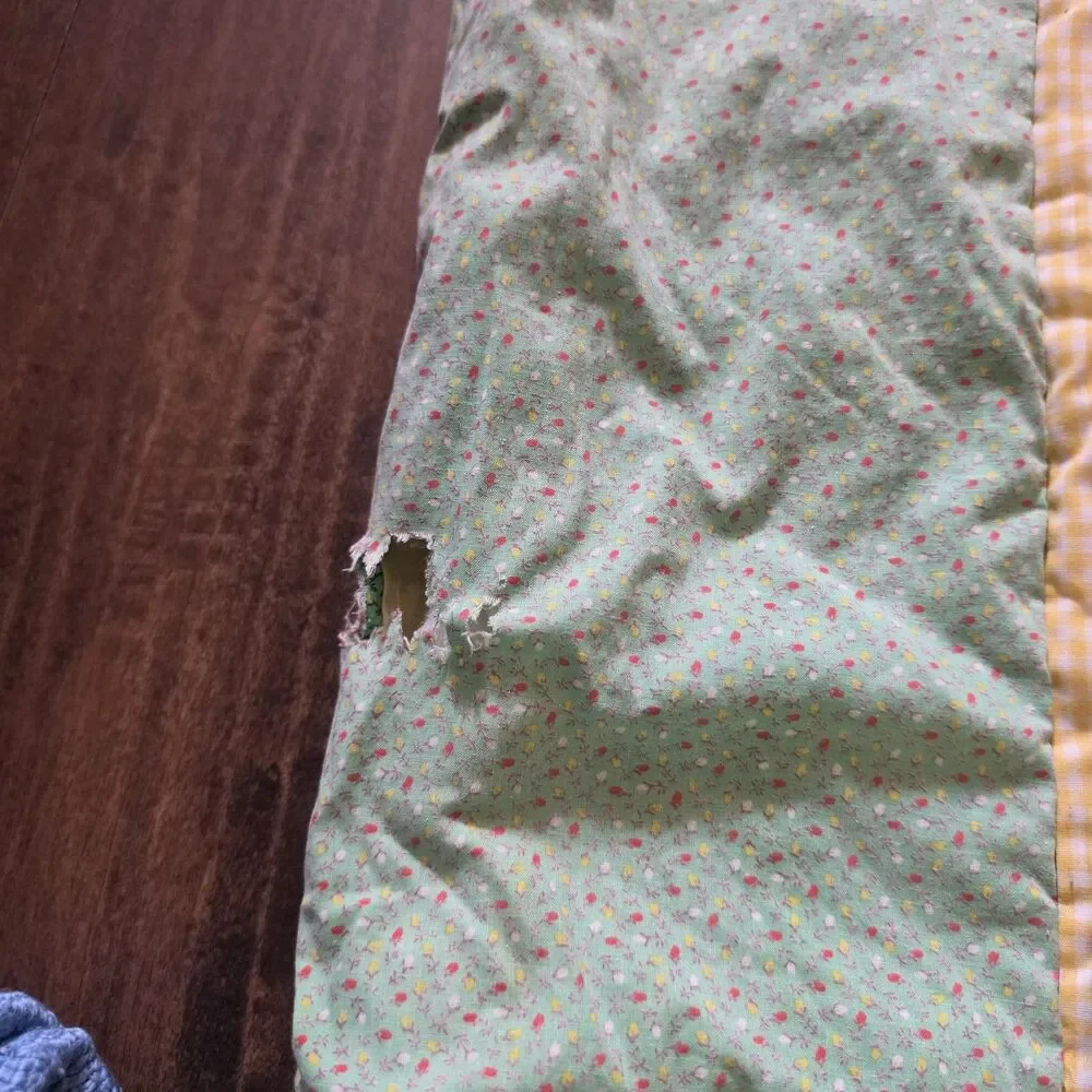 Handmade blanket has