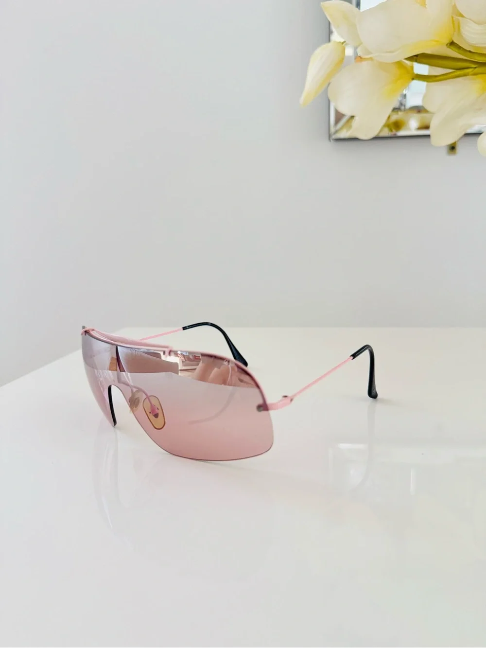 Vintage 🌸 Authentic Ray ban light pink rimless sunglasses