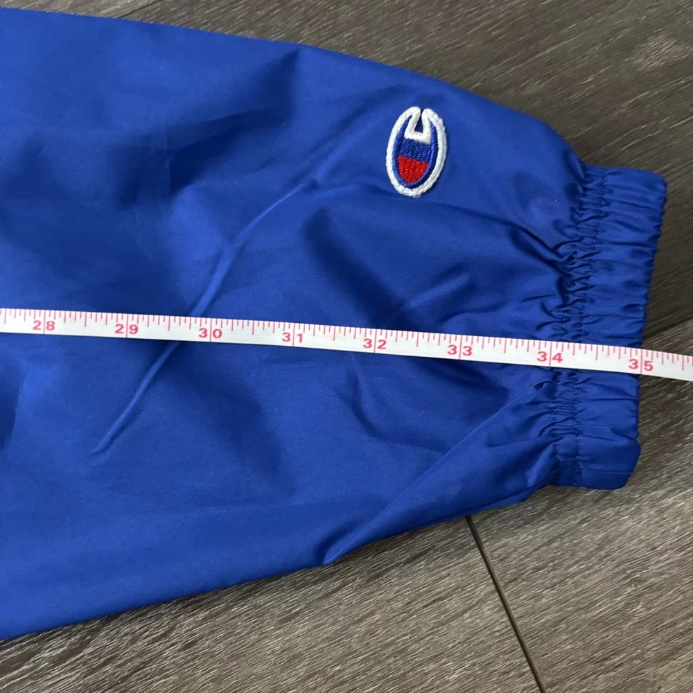 Champion pullover hem