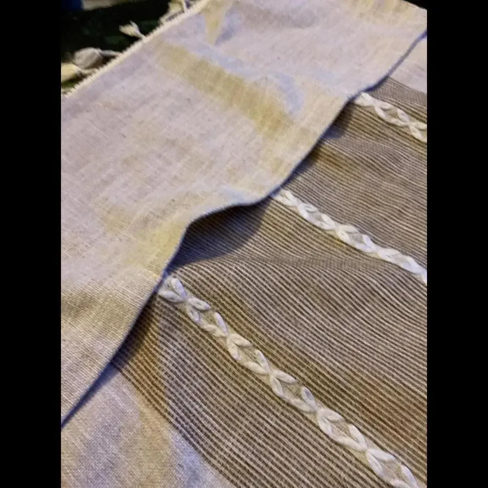 Natural  Linen Table runner with Decorative Trim and pockets Indoor/Outdoor