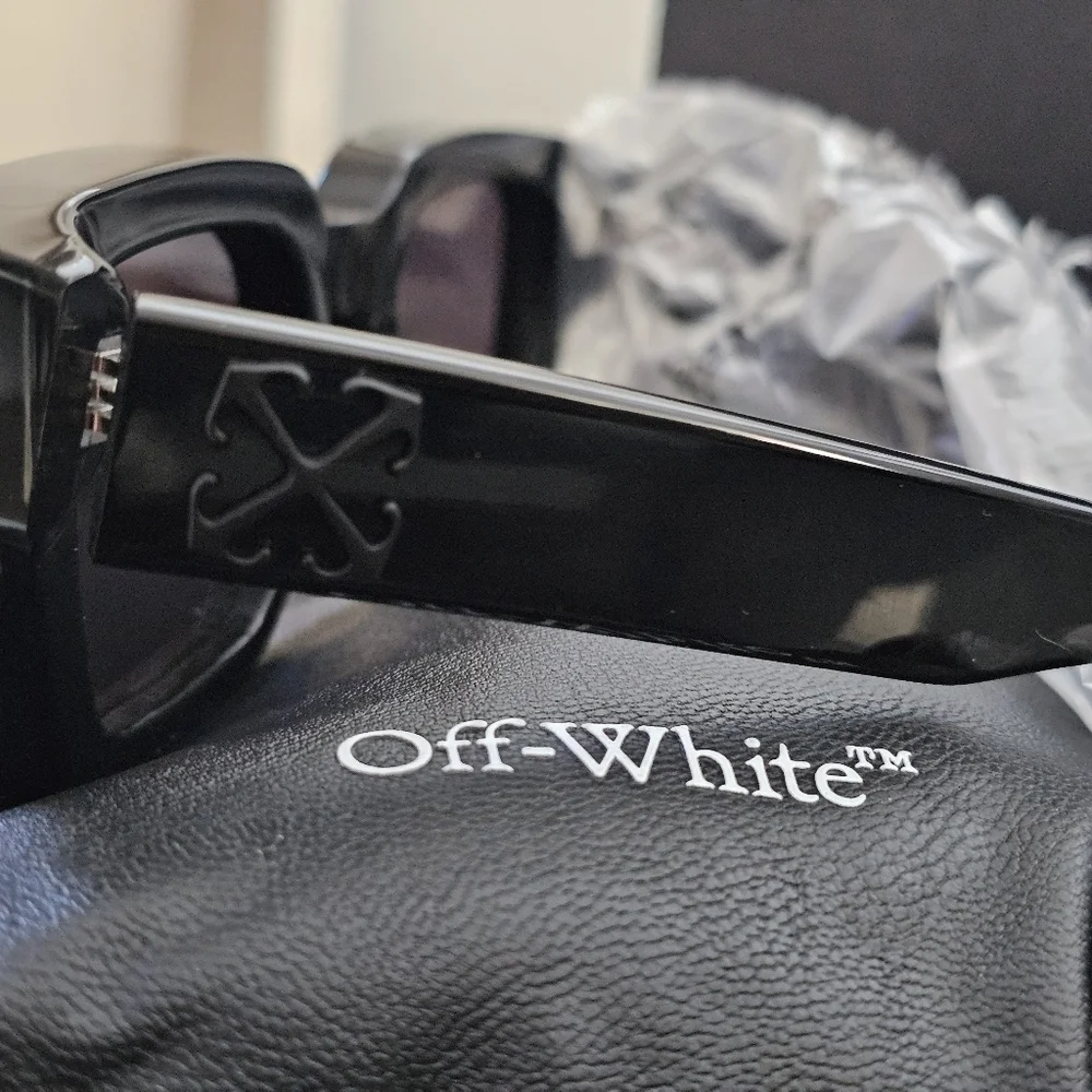 Off-White nib off