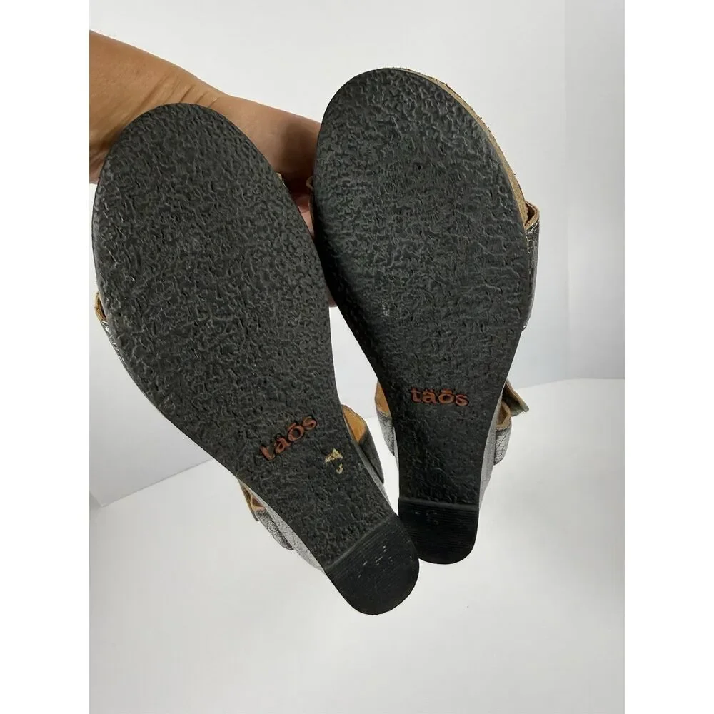 Taos Footwear taos carousel