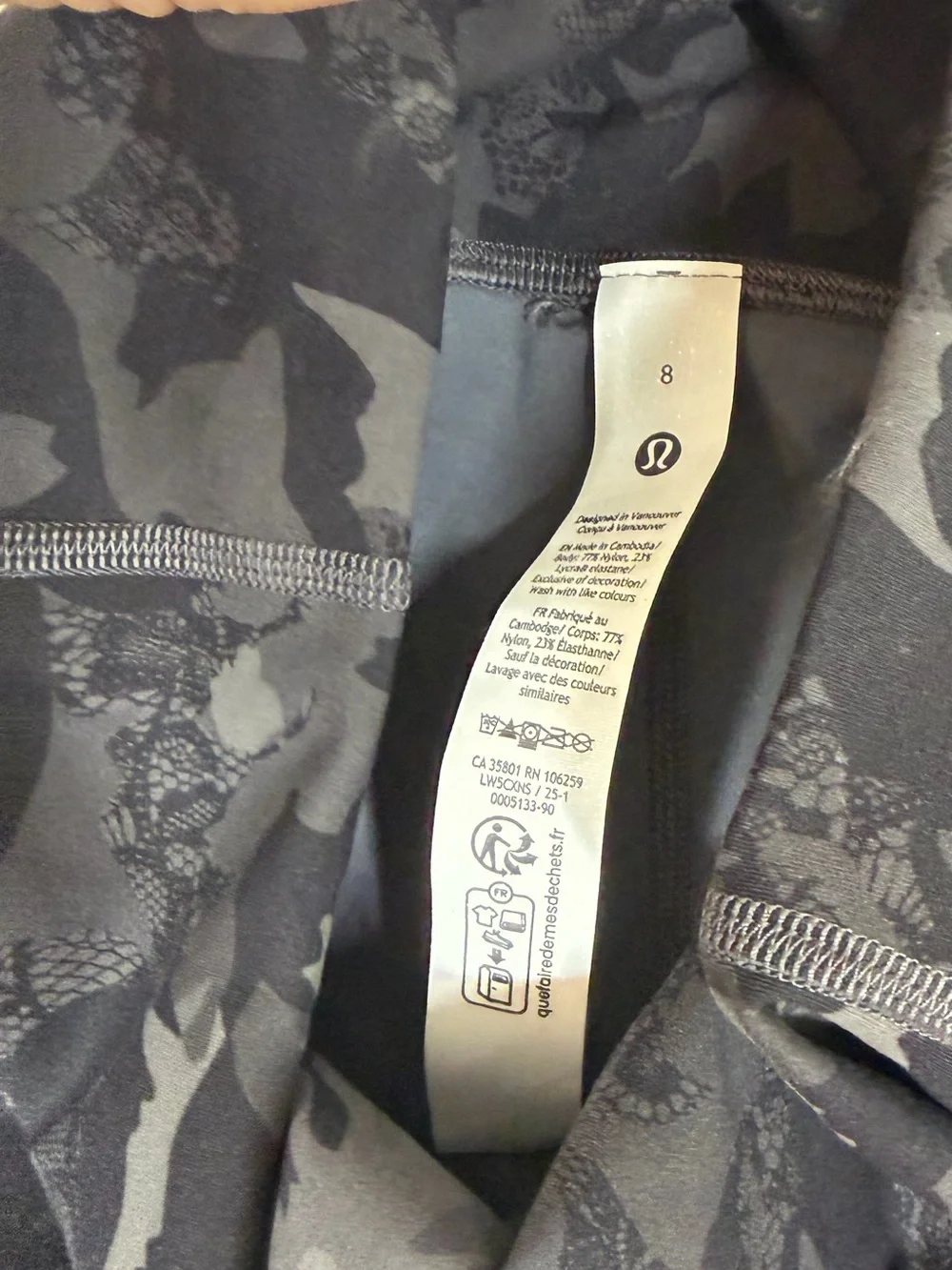 New with Tags Women’s Lululemon Wunder Train Leggings in Black Floral Lace 25”