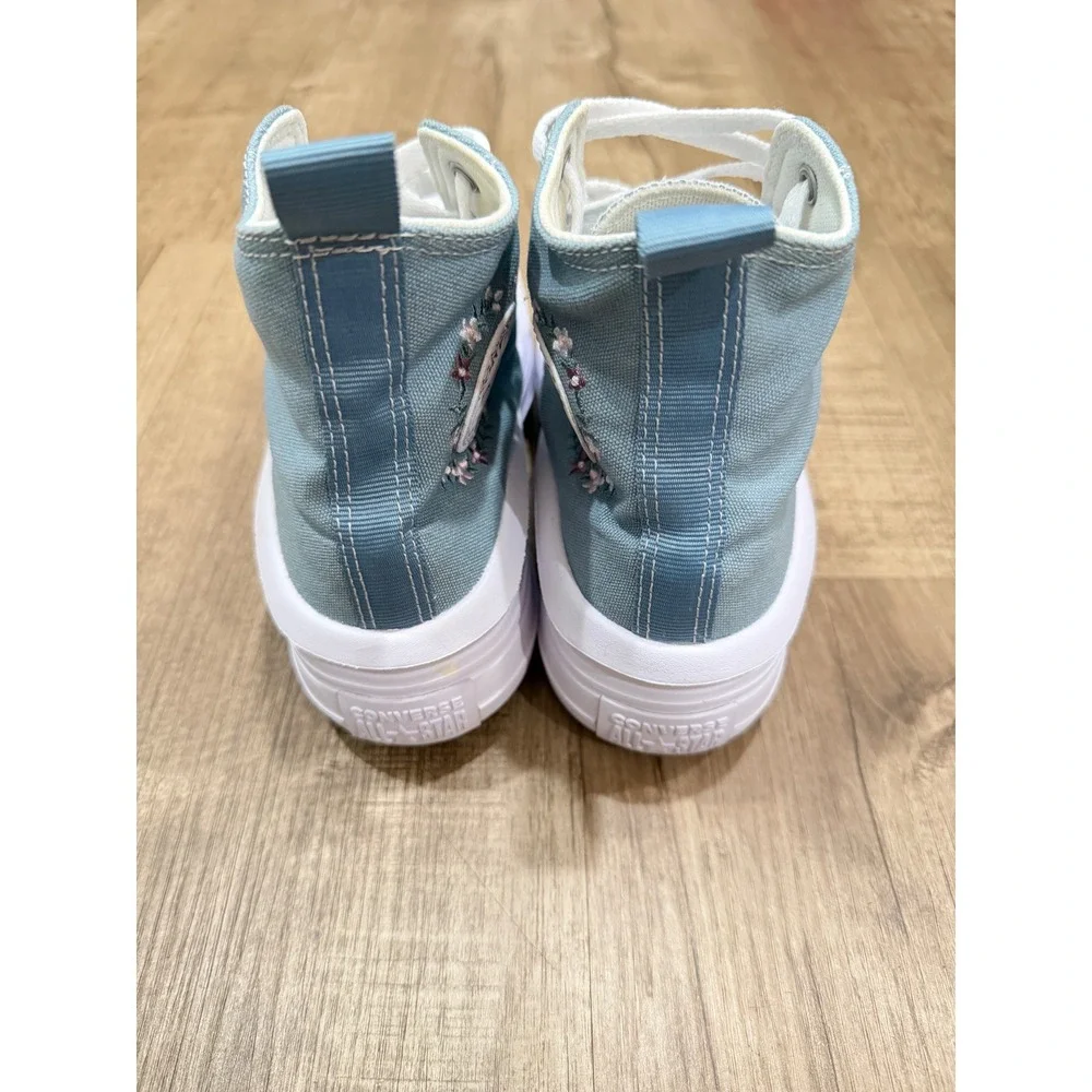 Converse lightweight girly streetwear
