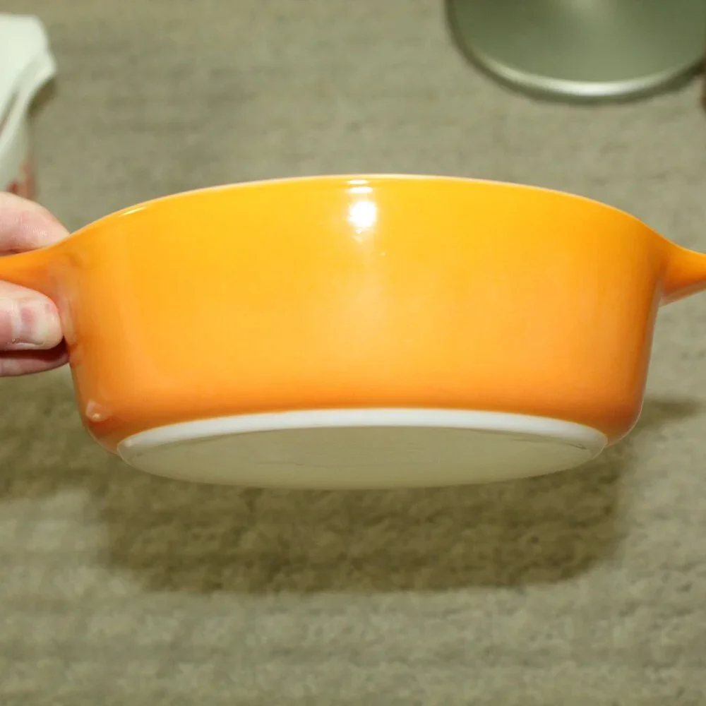 Pyrex vintage friendship