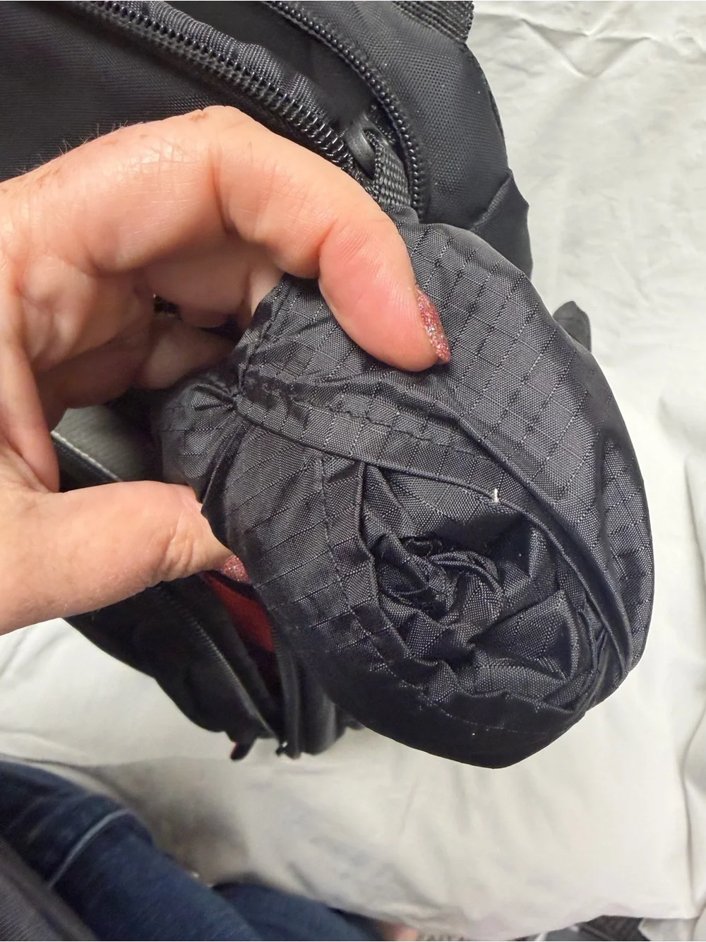 Case Logic DCB-308 SLR Camera Sling Bag with Rain Cover