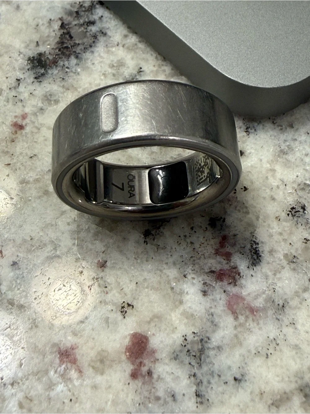 Oura charging dock