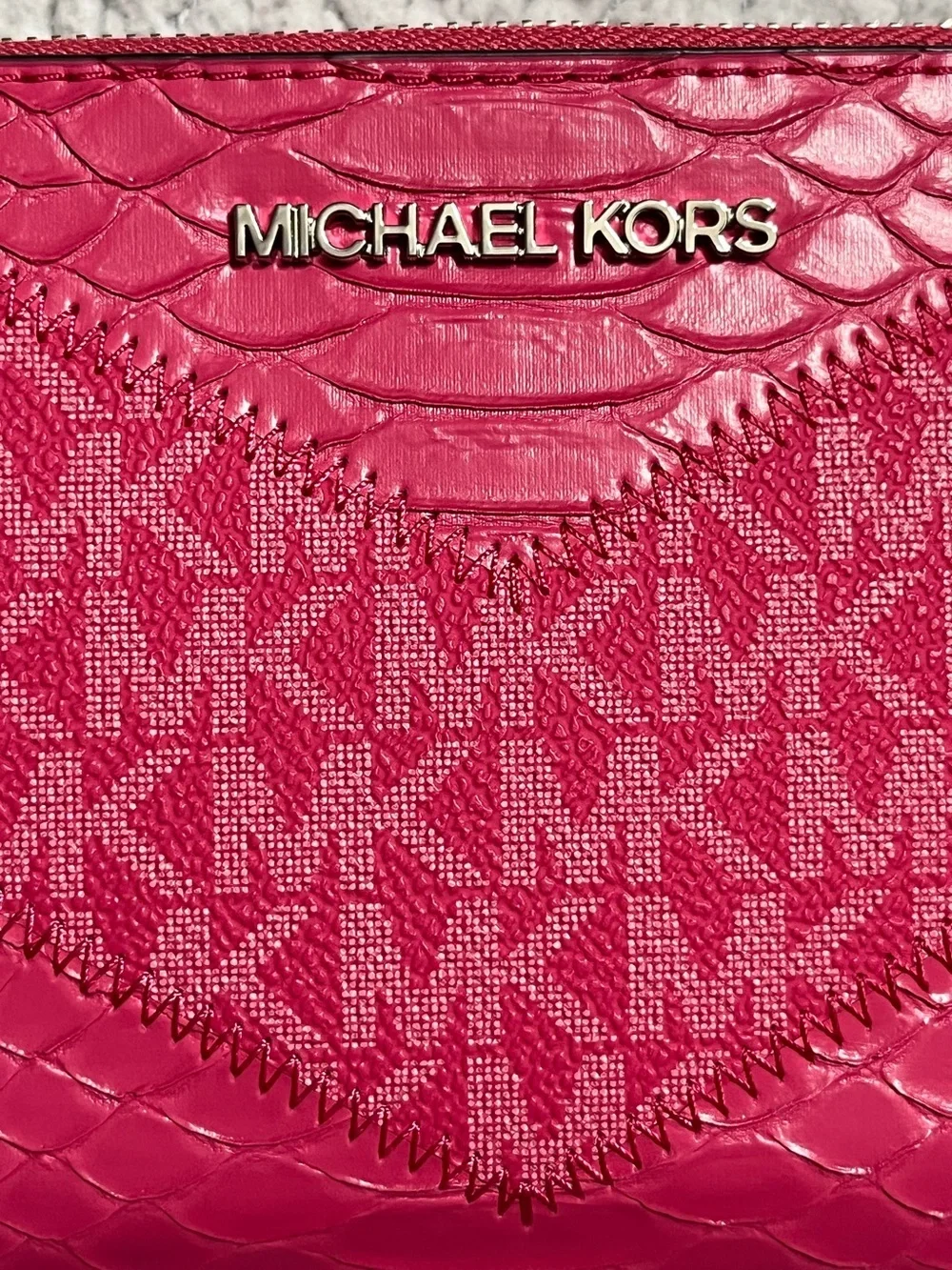 Michael Kors compact michael