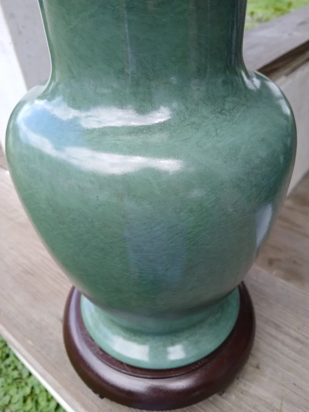 Vtg green ceramic oriental style table lamp