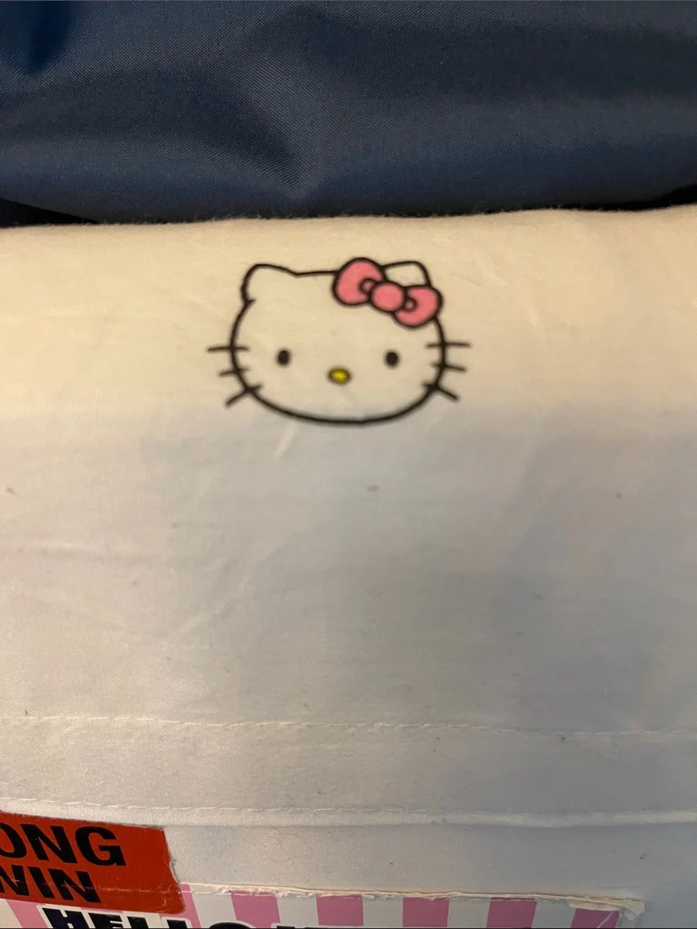 Hello Kitty White and Pink Twin XL Sheet Set
