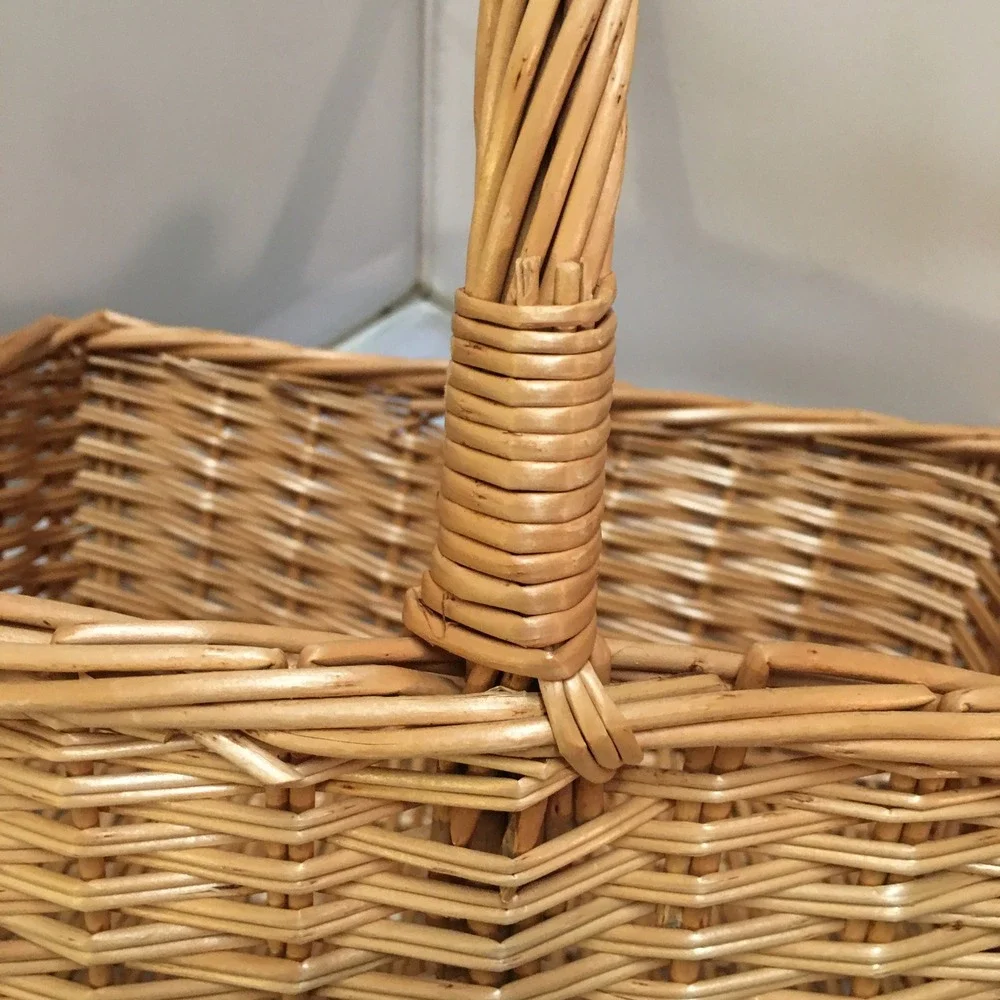 Unbranded this handcrafted