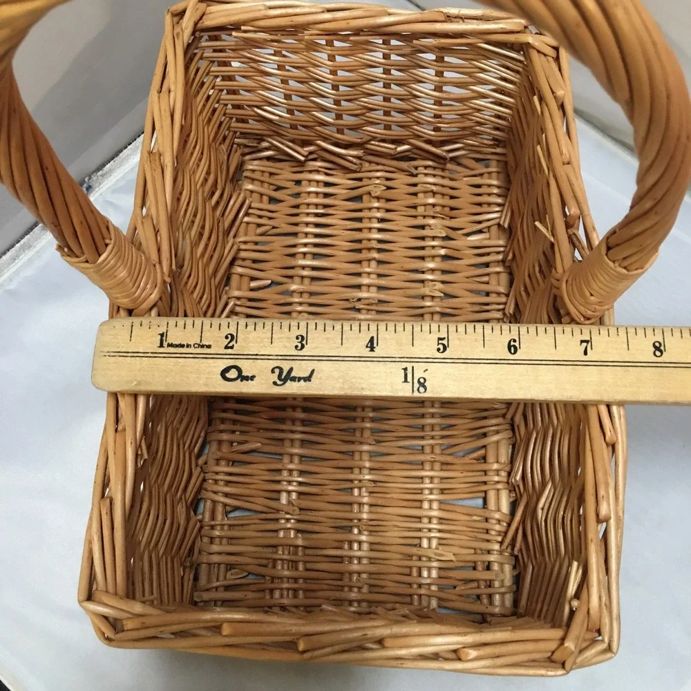 Unbranded this handcrafted