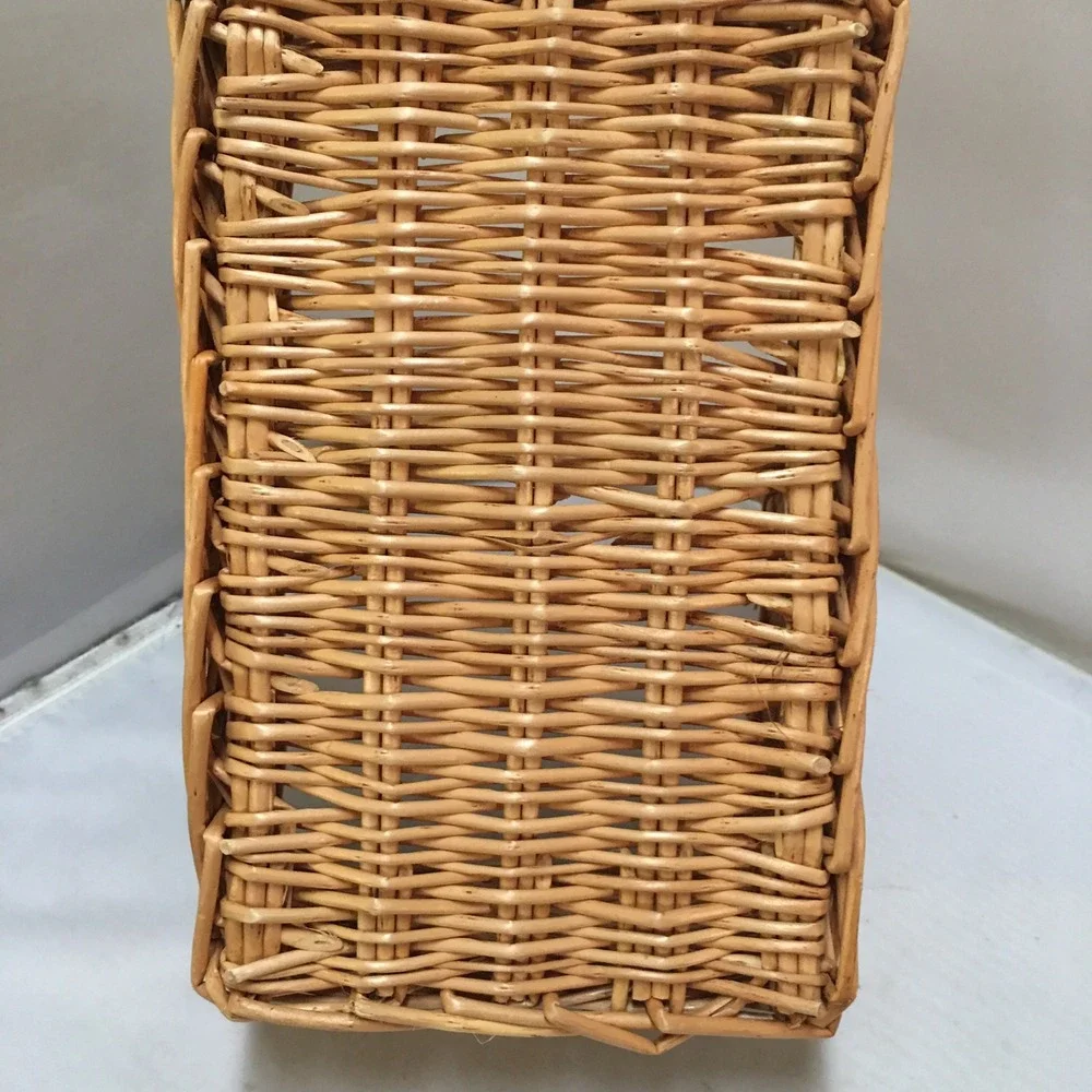 Unbranded this handcrafted