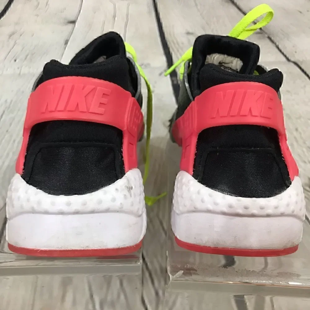 Nike black me offer