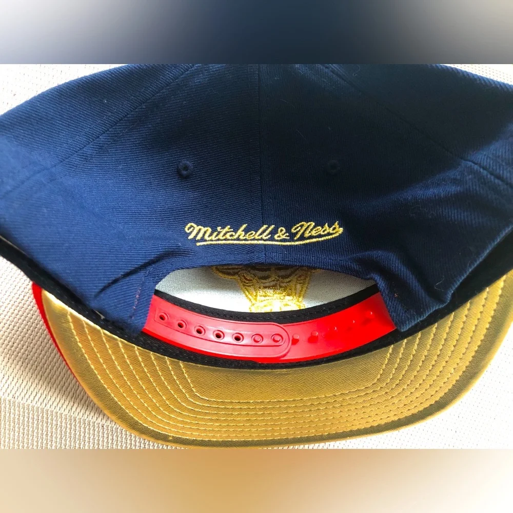 Mitchell & Ness nwot rare