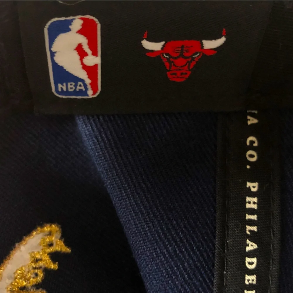 Mitchell & Ness nwot rare