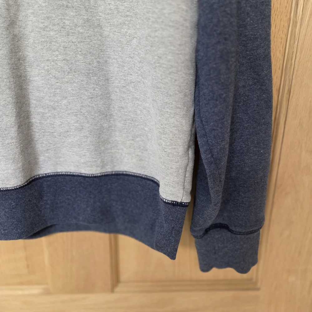 The North Face Men's Two-Tone Gray and Blue Sweatshirt Size Small‎