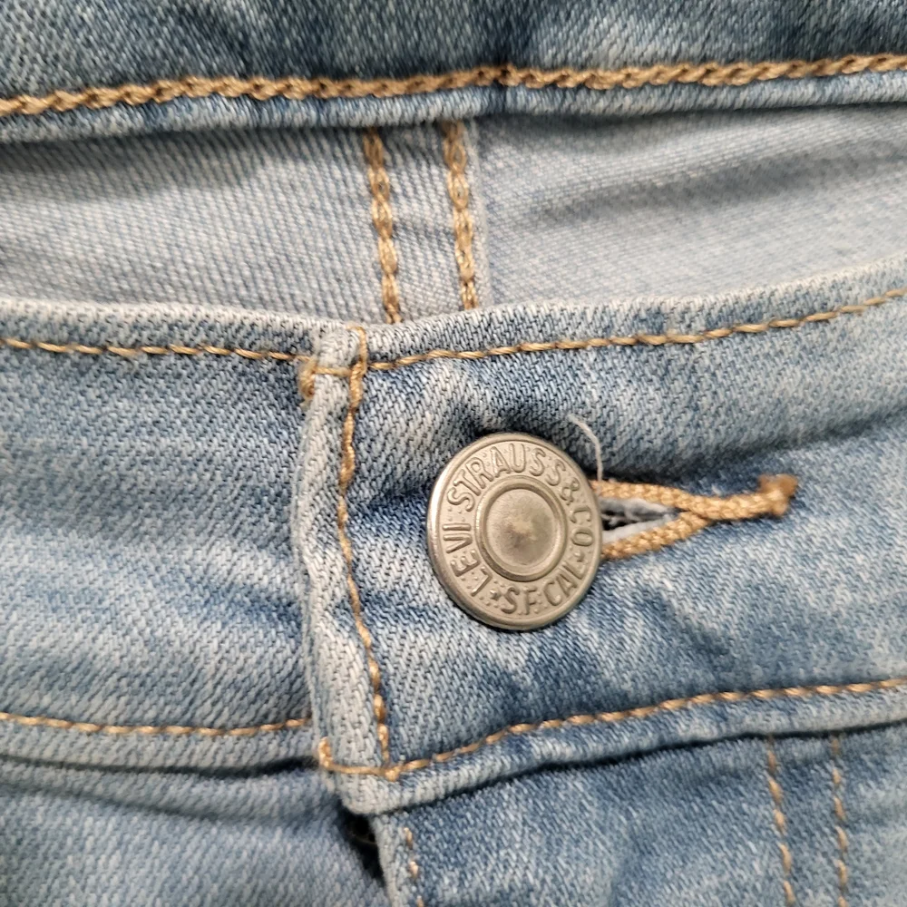 Levis stylish comfortable