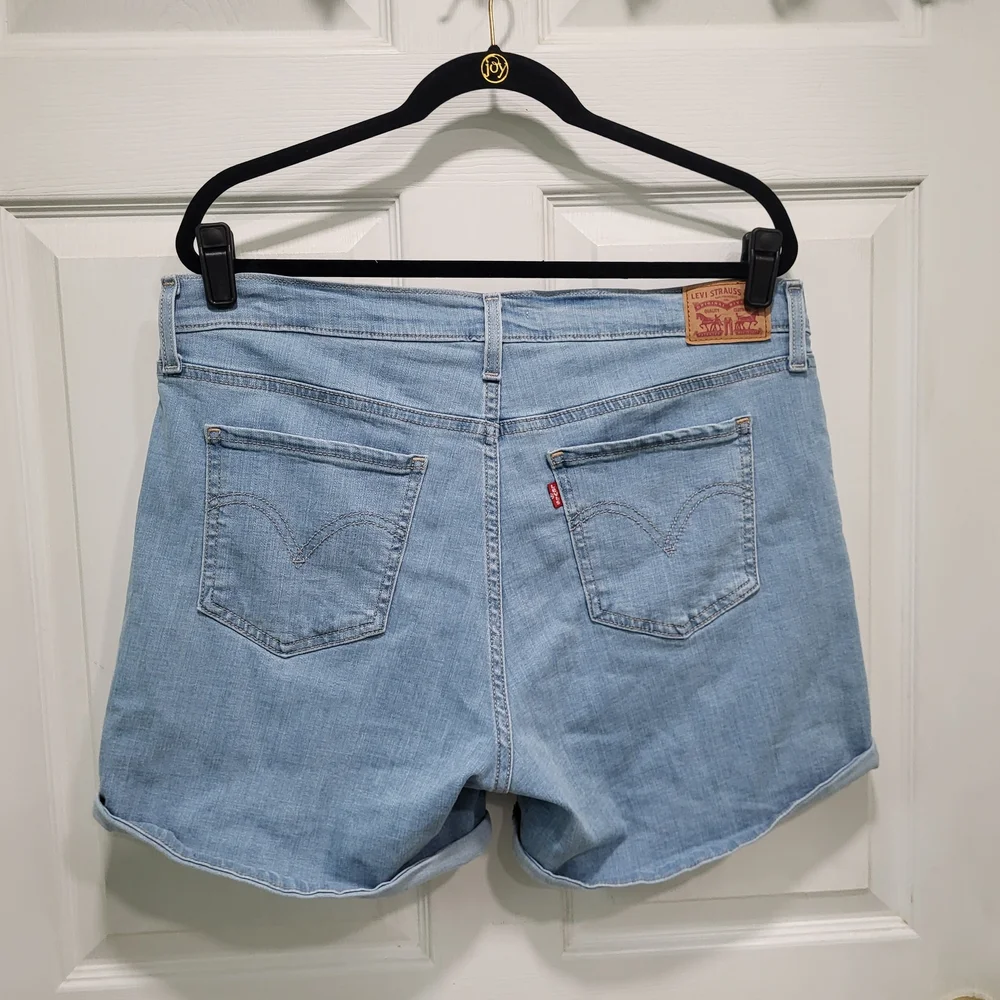 Levis stylish comfortable