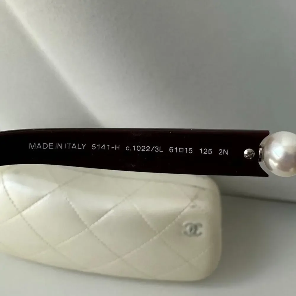 Chanel Collection Perle 5141-H Pearl Oversized Butterfly Sunglasses Brown w Case